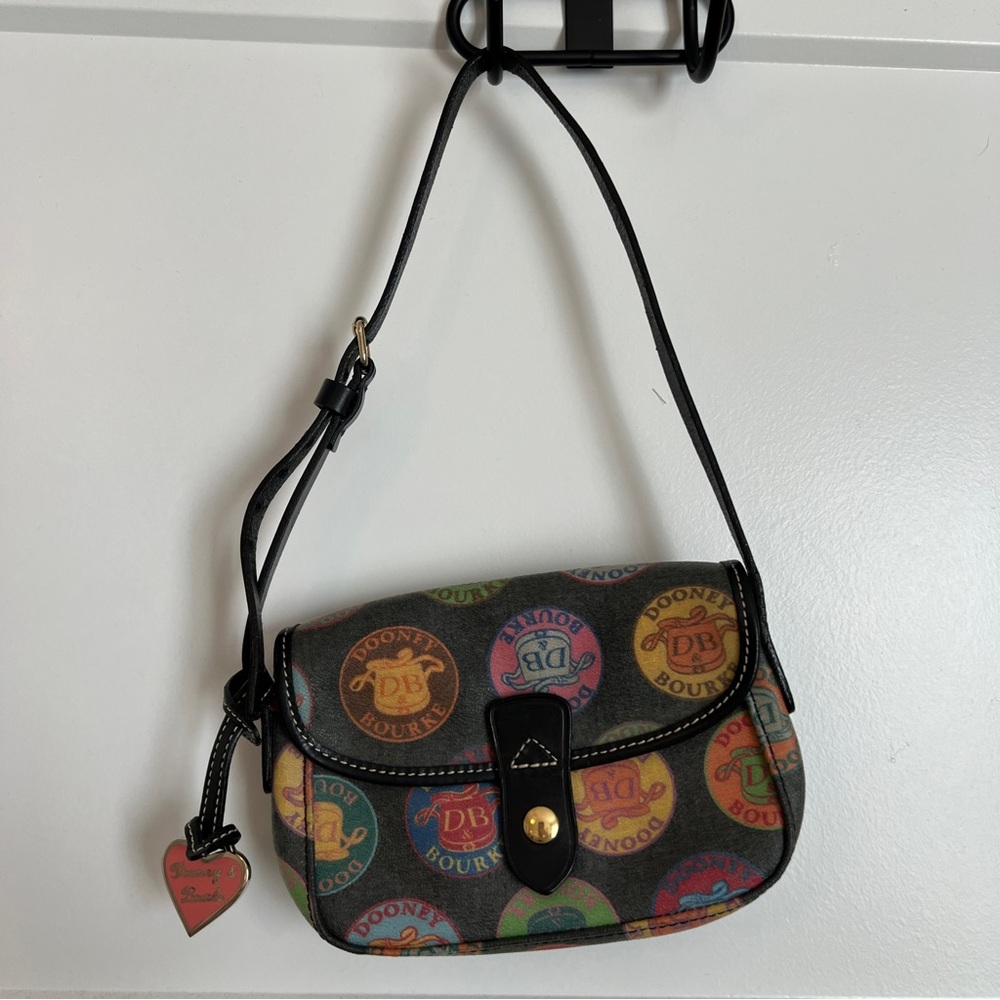 Vintage Dooney & Bourke mini bag black